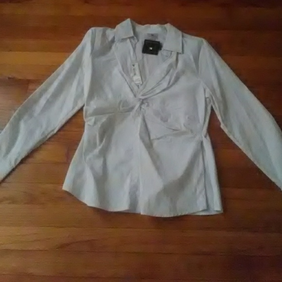 Gray and white top - Picture 1 of 2